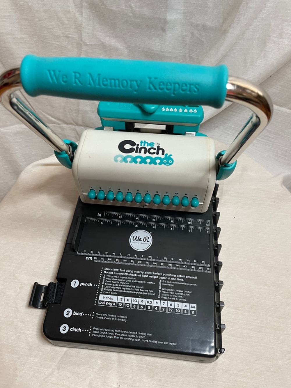 We R Memory Keepers The Cinch Binding Machine - Teal/White